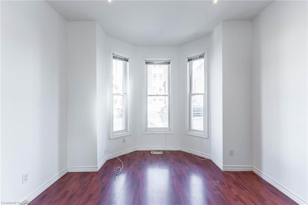 1-265 Main Street W, Hamilton, ON - Indoor Photo Showing Other Room