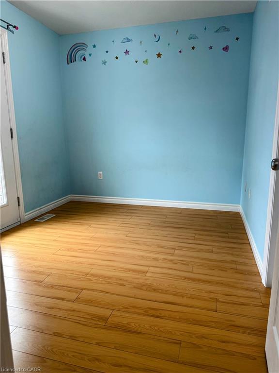 9-55 Mooregate Crescent, Kitchener, ON - Indoor Photo Showing Other Room