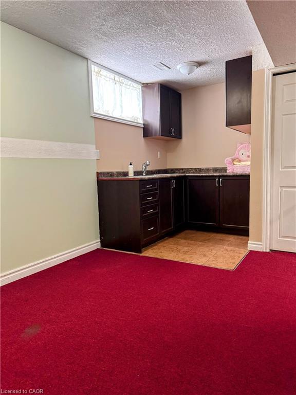 9-55 Mooregate Crescent, Kitchener, ON - Indoor Photo Showing Other Room