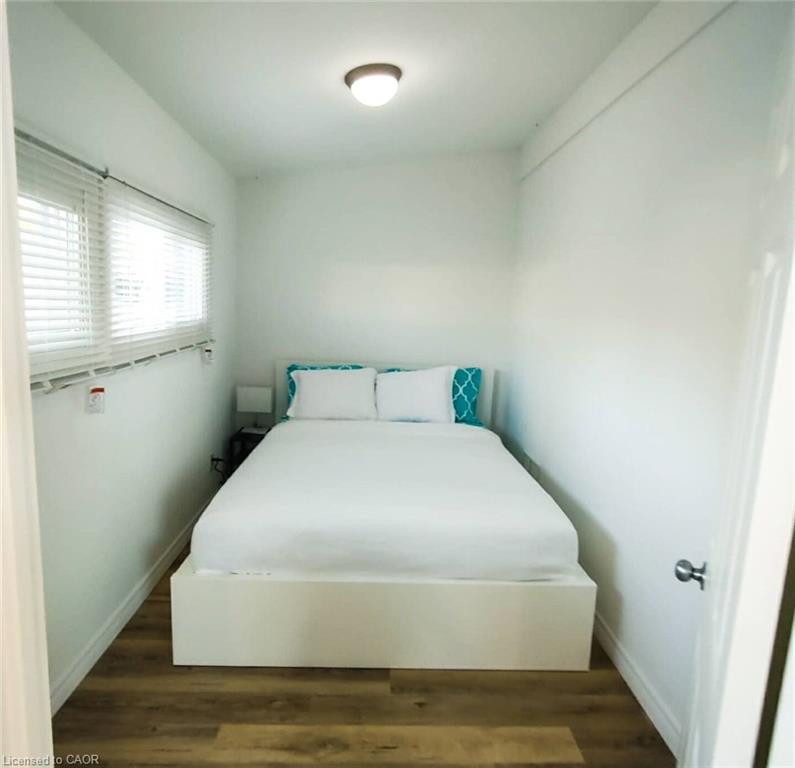 12209 Lakeshore Road, Wainfleet, ON - Indoor Photo Showing Bedroom