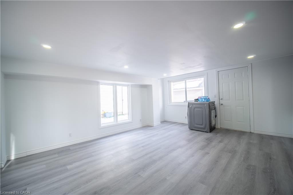 10 Monroe Street, Cambridge, ON - Indoor