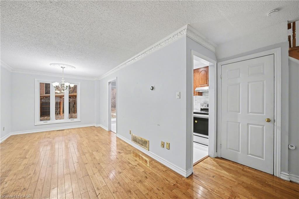 993 Lucerne Crescent, Mississauga, ON - Indoor