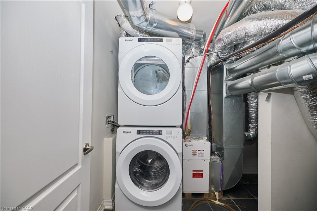 7-5016 Serena Drive, Beamsville, ON - Indoor Photo Showing Laundry Room