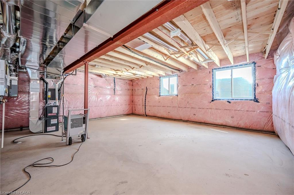 423 Woolwich Street, Waterloo, ON - Indoor