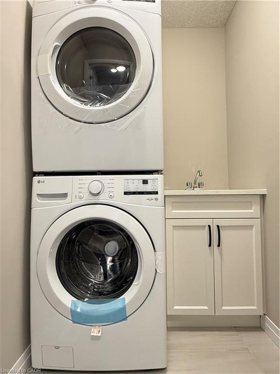 423 Woolwich Street, Waterloo, ON - Indoor Photo Showing Laundry Room