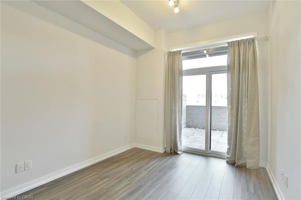 105-457 Plains Road E, Burlington, ON - Indoor Photo Showing Other Room