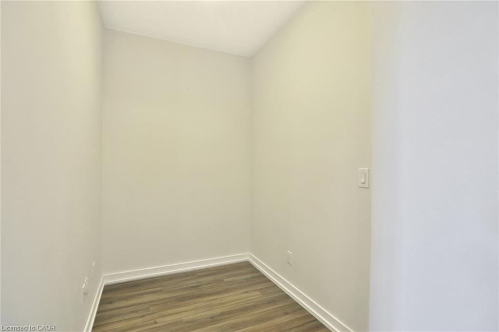 105-457 Plains Road E, Burlington, ON - Indoor Photo Showing Other Room
