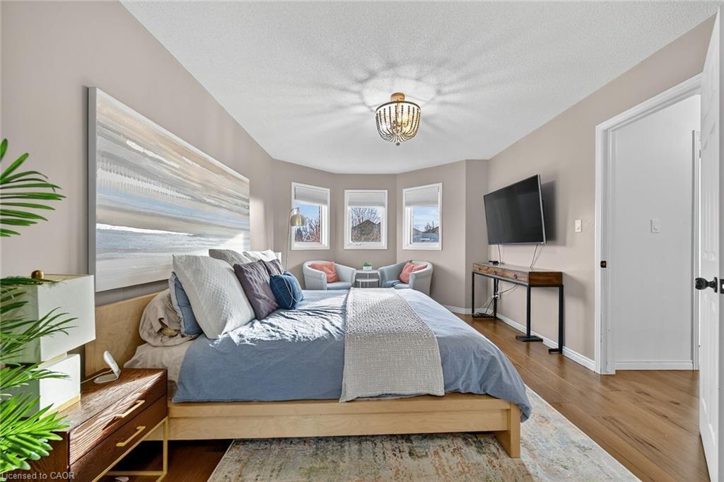 3 Jacqueline Boulevard, Hamilton, ON - Indoor Photo Showing Bedroom
