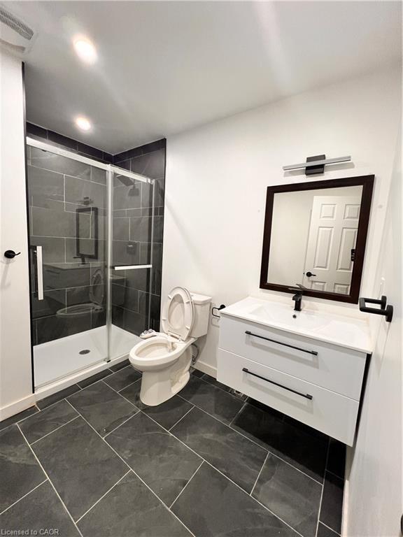 Basement-3401 Regiment Road, London, ON - Indoor Photo Showing Bathroom