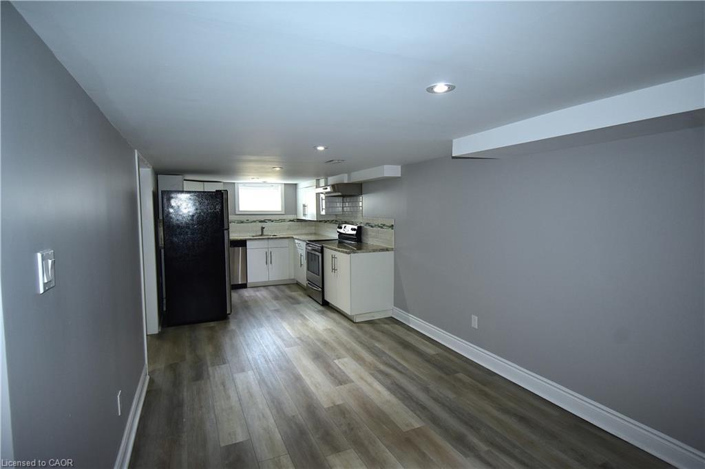 2-2176 Queensway Drive, Burlington, ON - Indoor