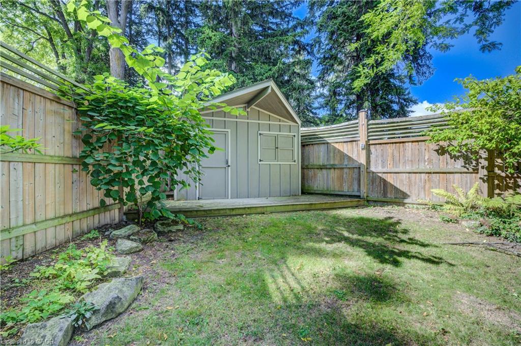 600 Highvalley Road, Ancaster, ON - Outdoor