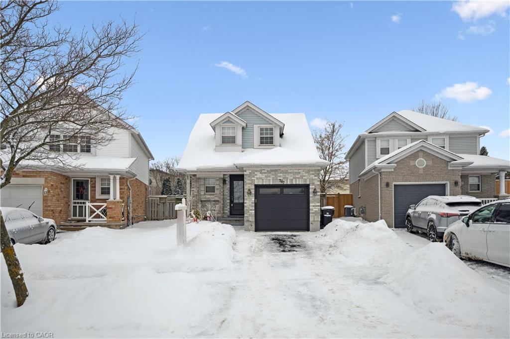 747 Fairway Court, Kitchener, ON - Outdoor