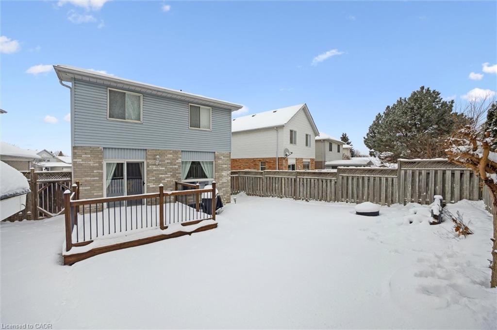 747 Fairway Court, Kitchener, ON - Indoor Photo Showing Other Room