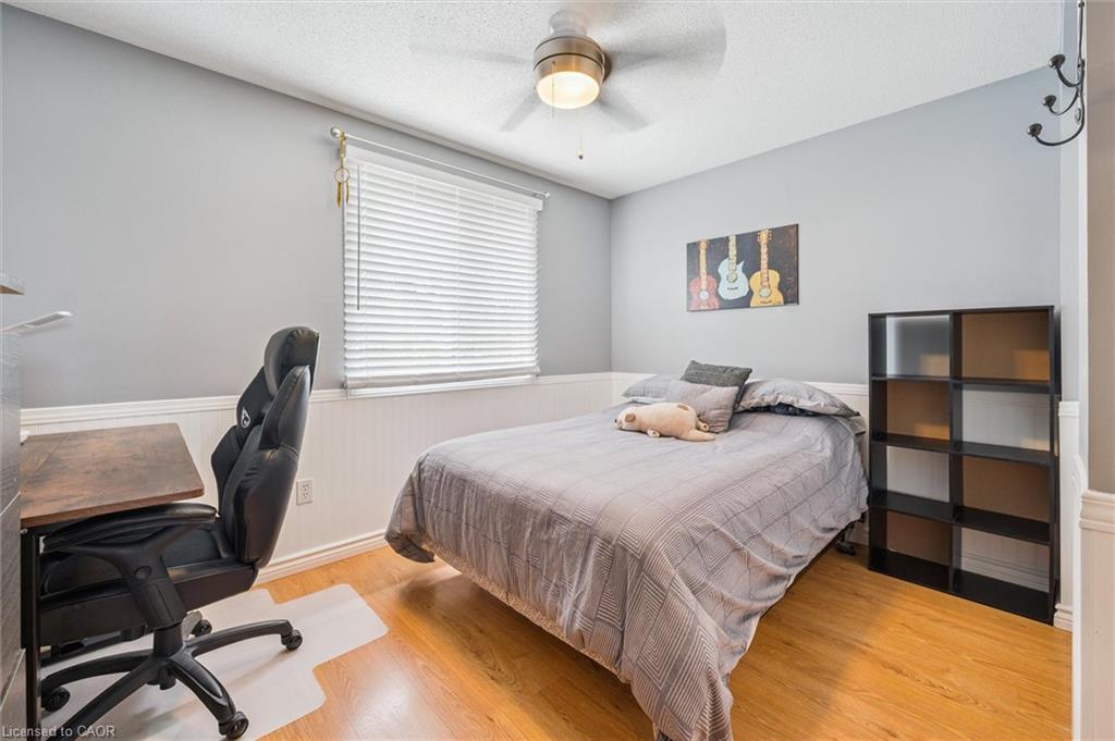 747 Fairway Court, Kitchener, ON - Indoor Photo Showing Bedroom