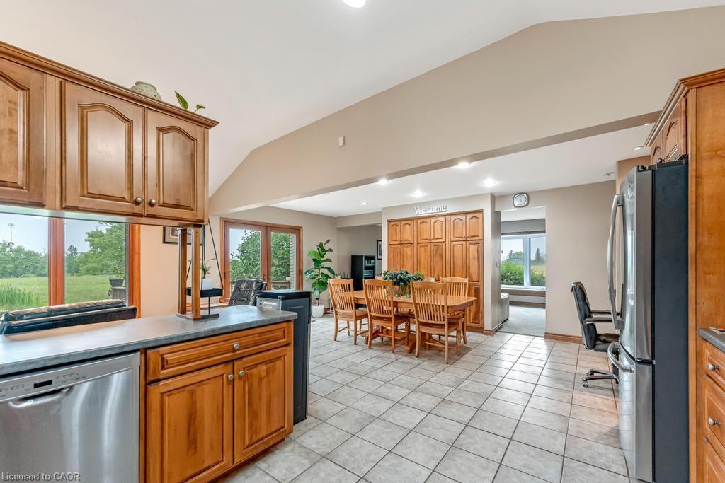 70 Sawmill Road, Caledonia, ON - Indoor