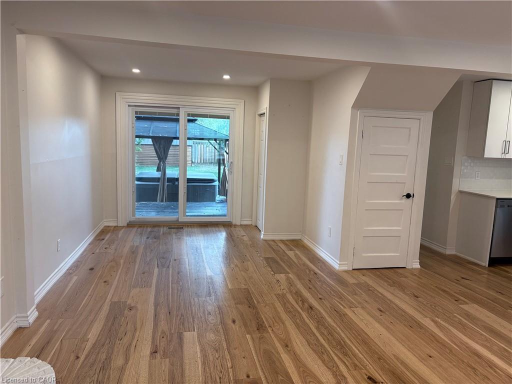 128 Wilkes Street, Brantford, ON - Indoor Photo Showing Other Room