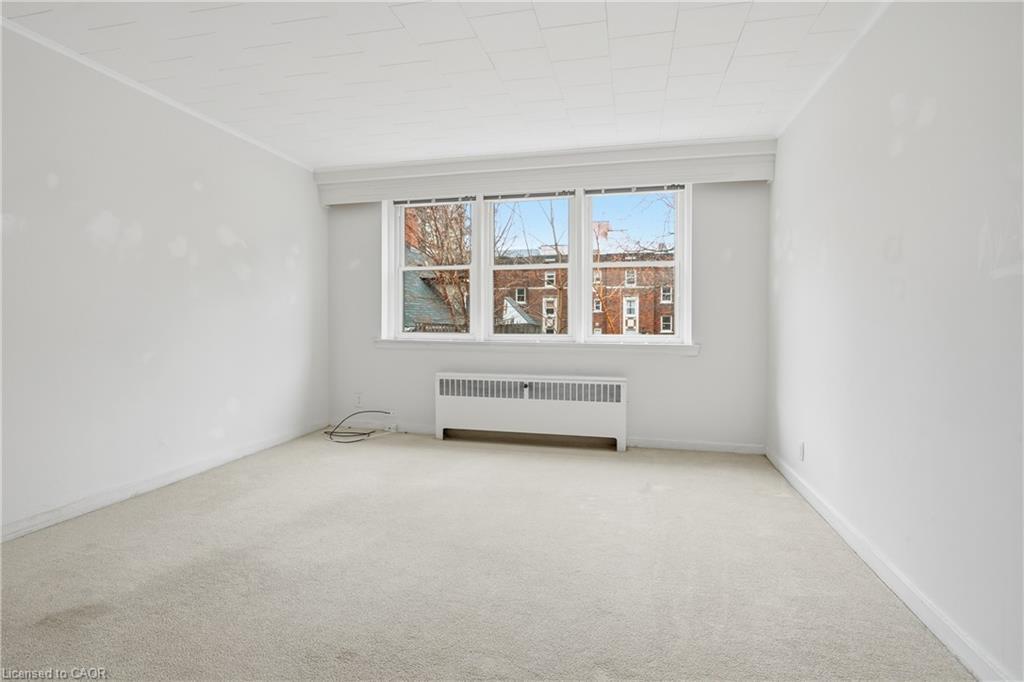 9-4 Robinson Street, Hamilton, ON - Indoor Photo Showing Other Room