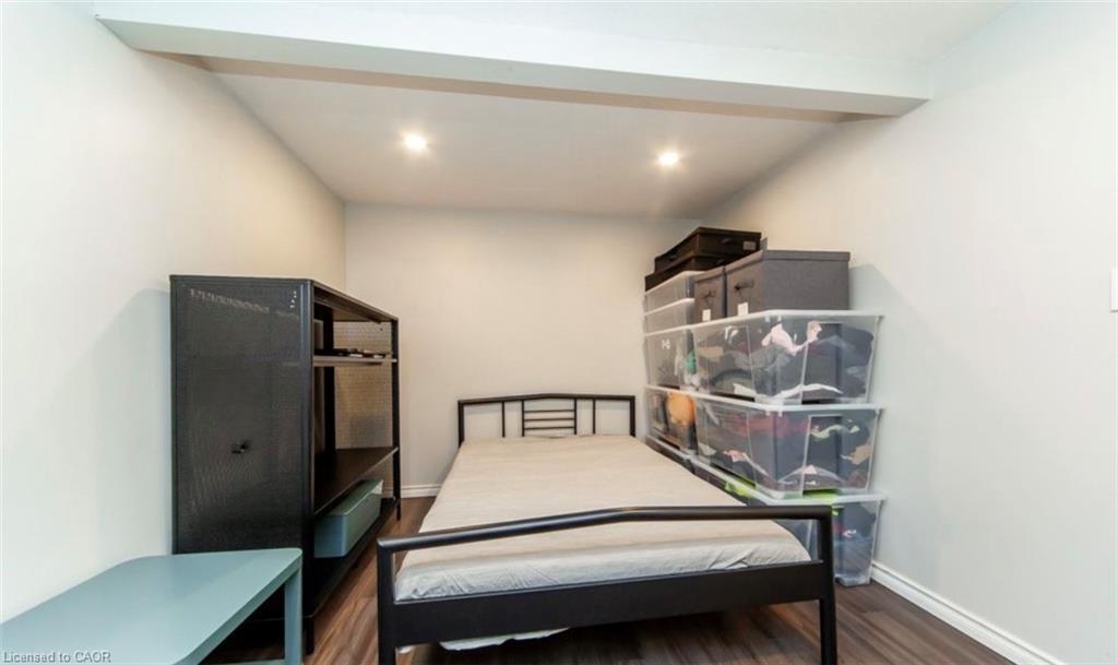 13 Robins Avenue, Hamilton, ON - Indoor