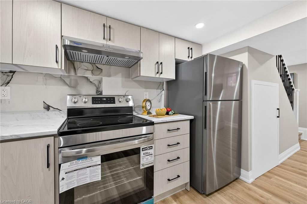 150 Brucedale Avenue E, Hamilton, ON - Indoor Photo Showing Kitchen With Stainless Steel Kitchen