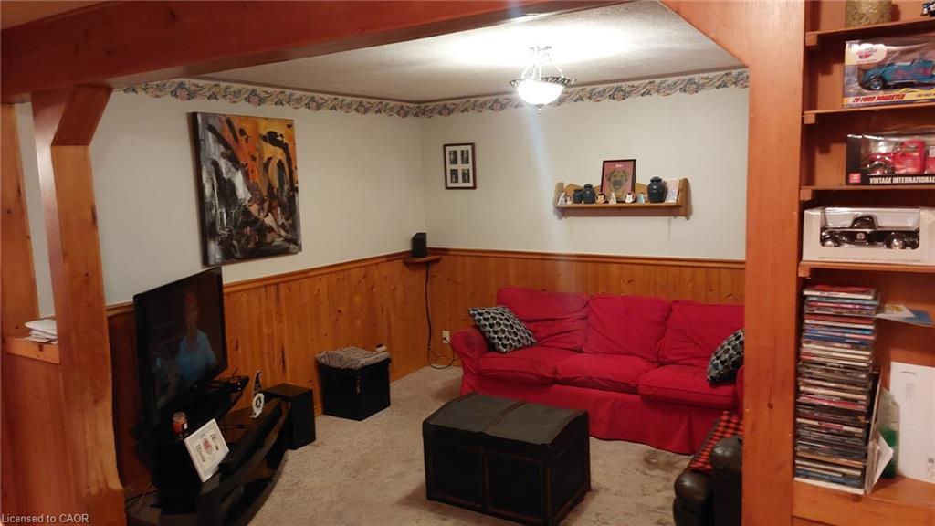 520 Alder Street E, Dunnville, ON - Indoor Photo Showing Other Room