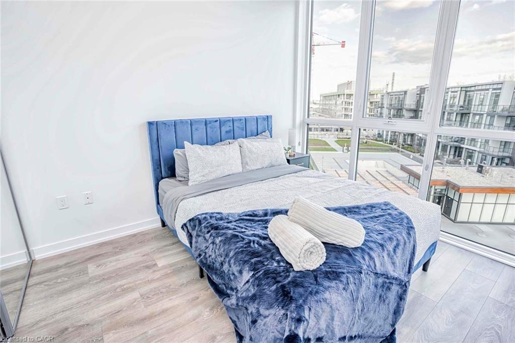 403-415 Sea Ray Avenue, Innisfil, ON - Indoor Photo Showing Bedroom