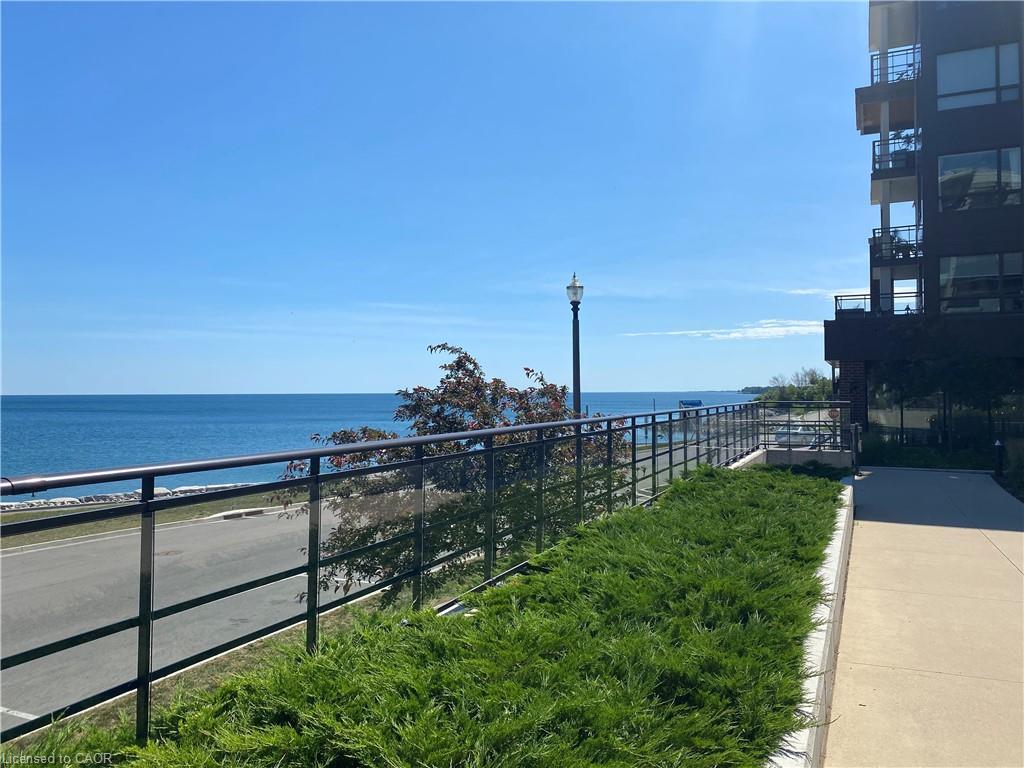 520-40 Esplanade Lane, Grimsby, ON - Outdoor With Body Of Water With Balcony With View