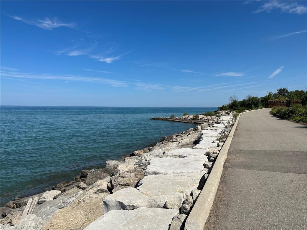 520-40 Esplanade Lane, Grimsby, ON - Outdoor With Body Of Water With View