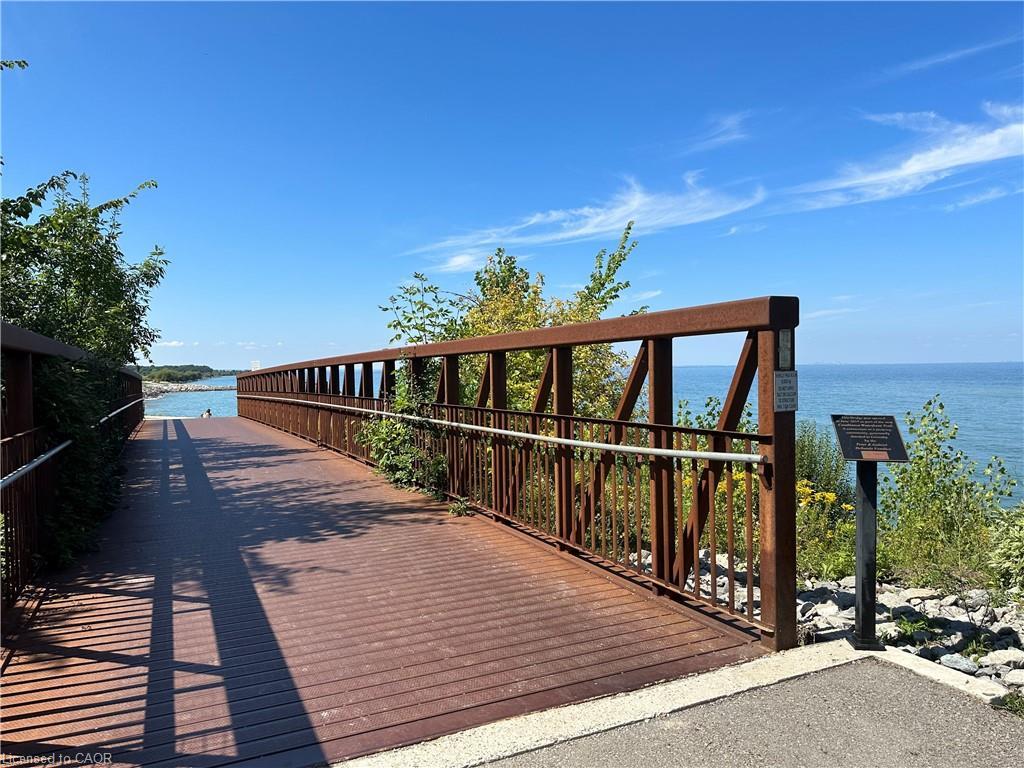 520-40 Esplanade Lane, Grimsby, ON - Outdoor With Body Of Water