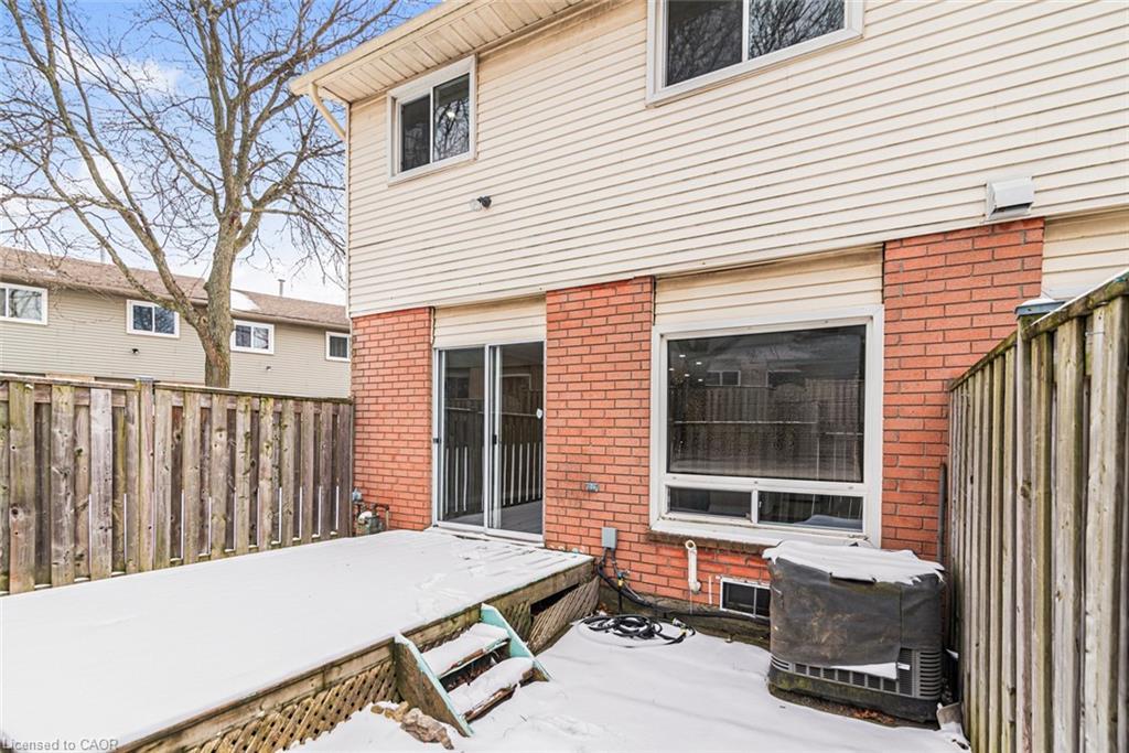 35-14 Derby Street, Hamilton, ON - Outdoor With Exterior