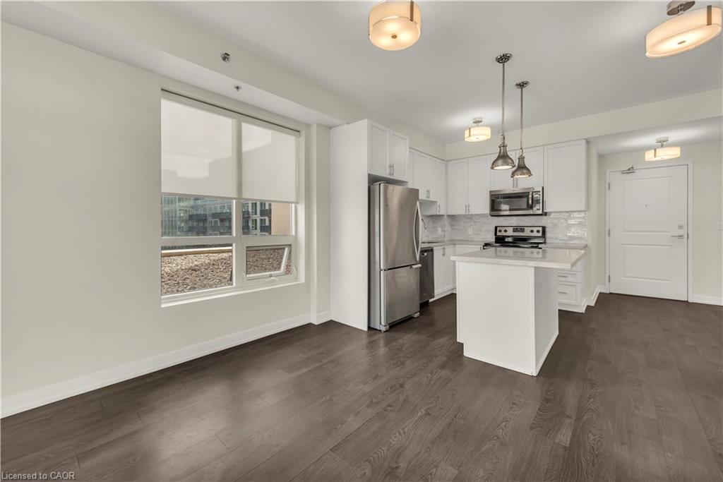 520-2486 Old Bronte Road, Oakville, ON - Indoor Photo Showing Kitchen With Stainless Steel Kitchen With Upgraded Kitchen