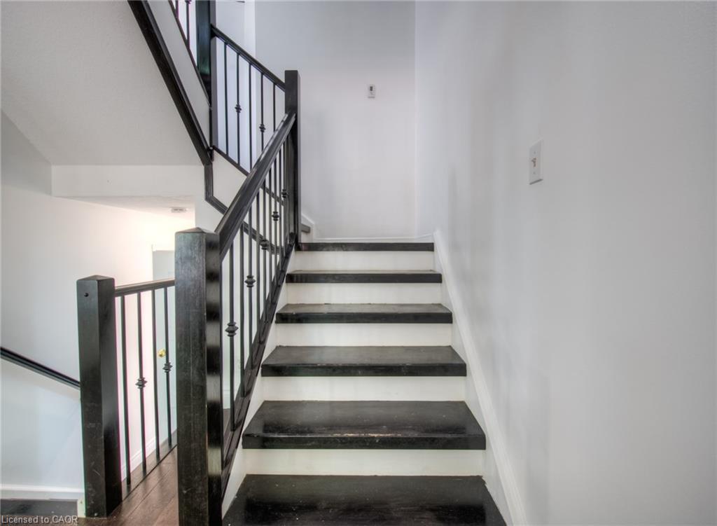 20 Bankside Drive, Kitchener, ON - Indoor Photo Showing Other Room