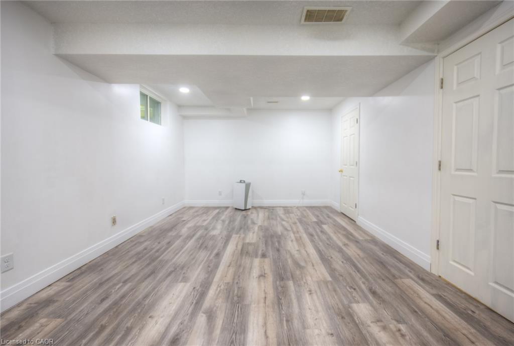 20 Bankside Drive, Kitchener, ON - Indoor Photo Showing Other Room