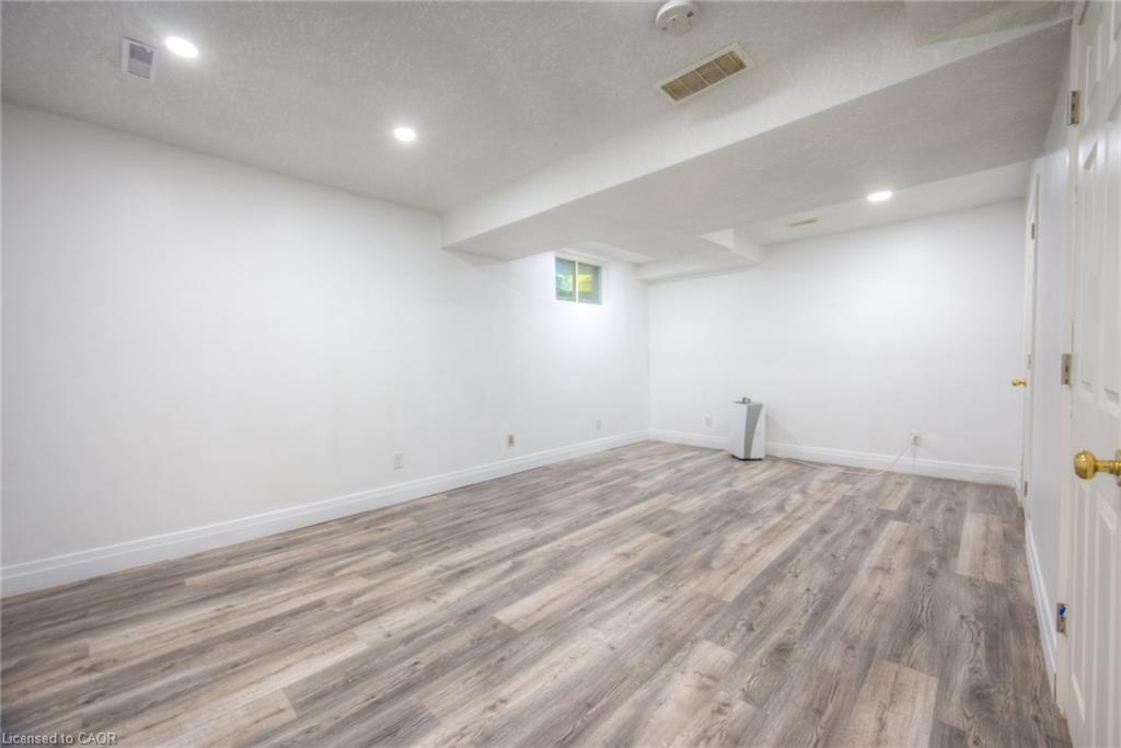 20 Bankside Drive, Kitchener, ON - Indoor Photo Showing Other Room