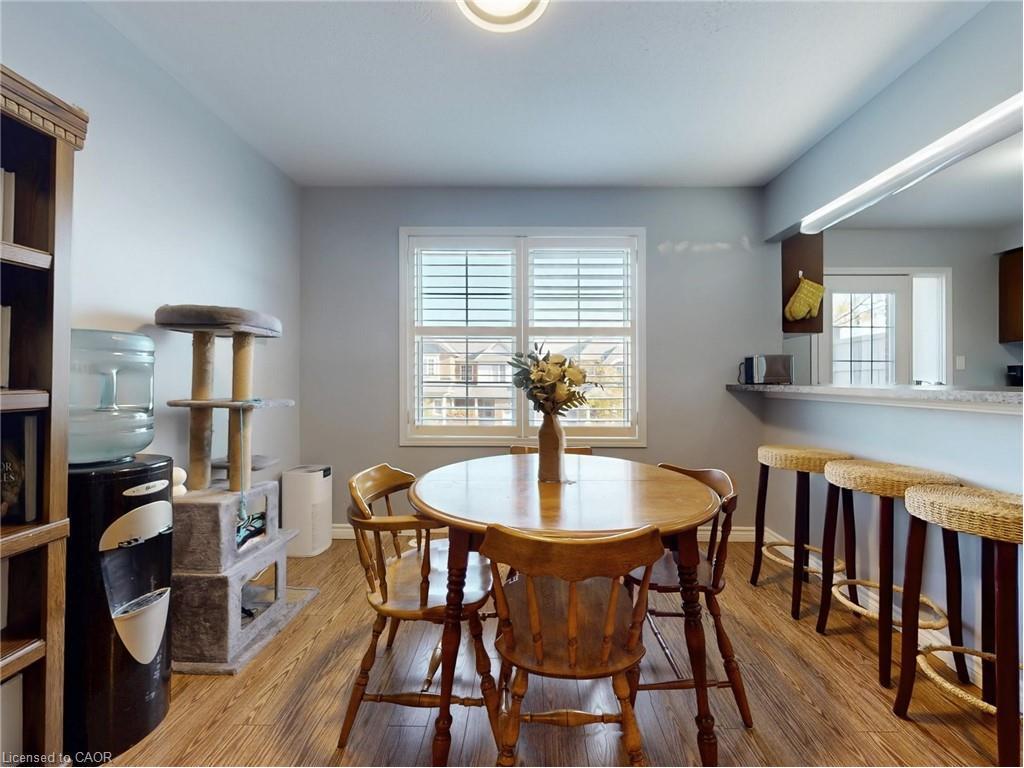 597 Speyer Circle, Milton, ON - Indoor Photo Showing Dining Room
