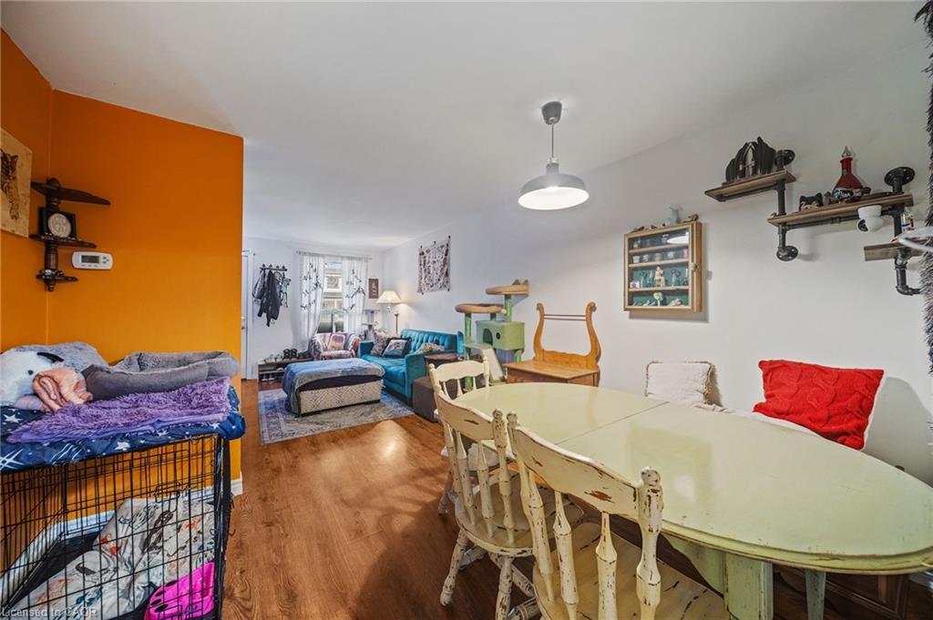 22 Agnes Street, Hamilton, ON - Indoor