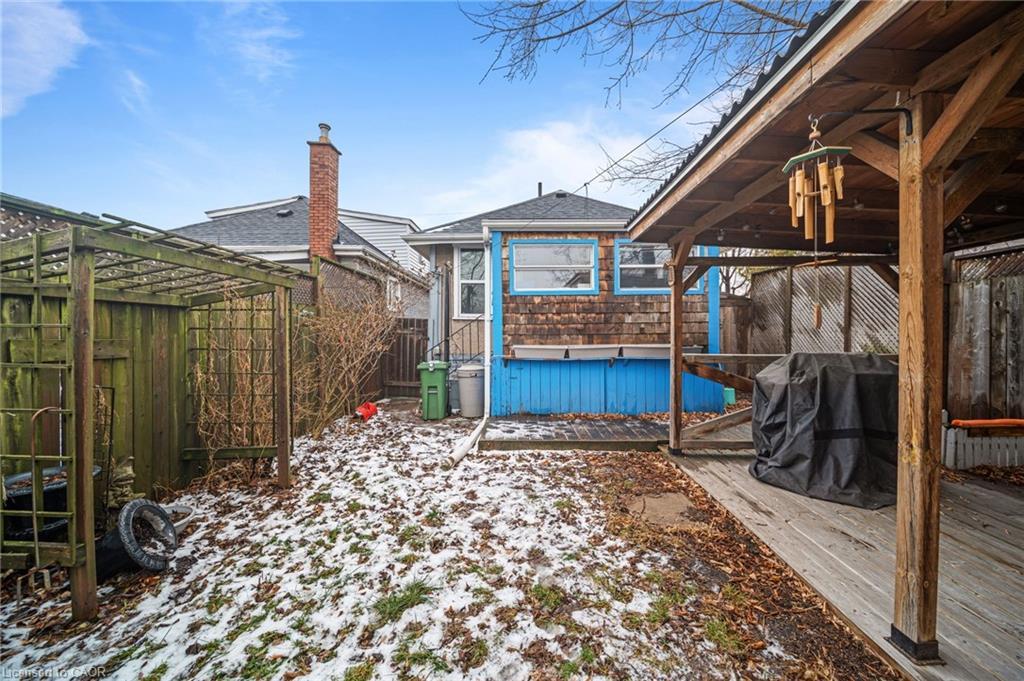 22 Agnes Street, Hamilton, ON - Outdoor