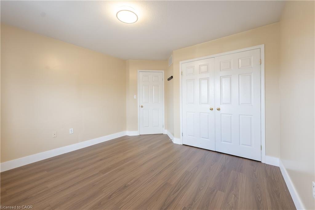 263 Hepburn Crescent, Hamilton, ON - Indoor Photo Showing Other Room