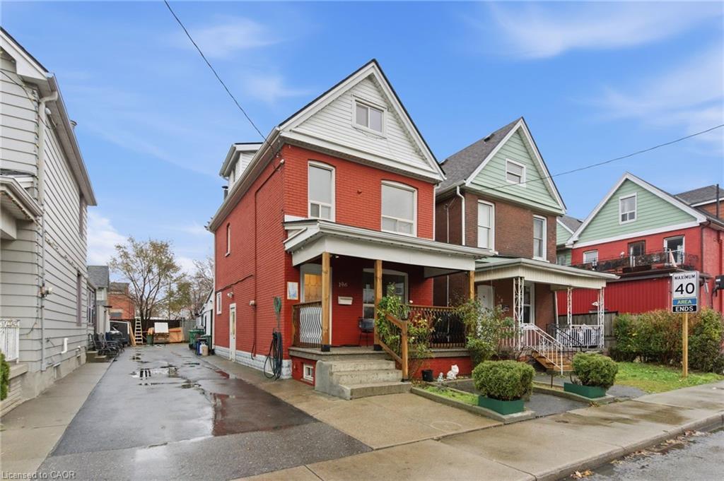 196 Avondale Street, Hamilton, ON - Outdoor With Facade