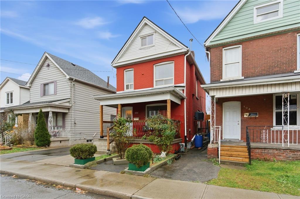 196 Avondale Street, Hamilton, ON - Outdoor With Deck Patio Veranda With Facade