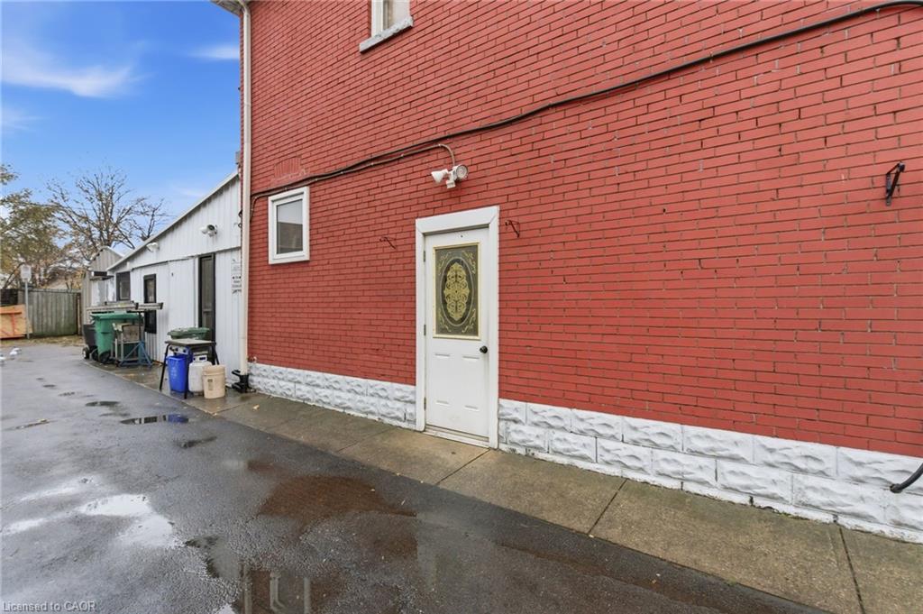 196 Avondale Street, Hamilton, ON - Outdoor With Exterior