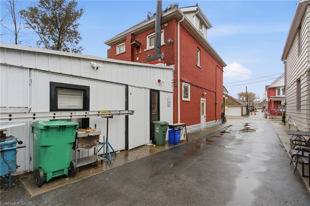 196 Avondale Street, Hamilton, ON - Outdoor With Exterior