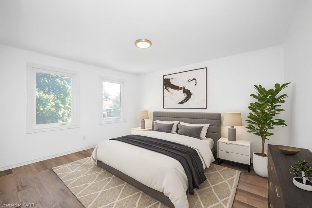 5193 Banting Court, Burlington, ON - Indoor Photo Showing Bedroom