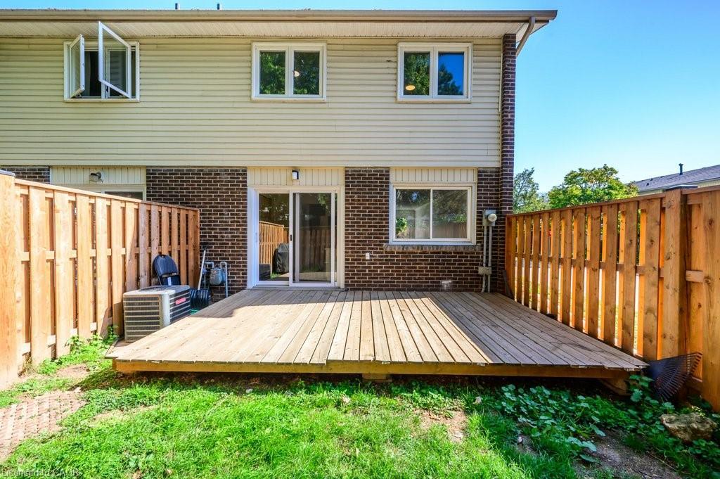 5193 Banting Court, Burlington, ON - Outdoor With Deck Patio Veranda With Exterior