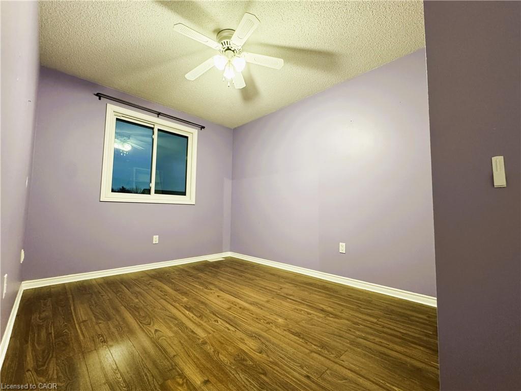 20 Daybreak Drive, London, ON - Indoor Photo Showing Other Room