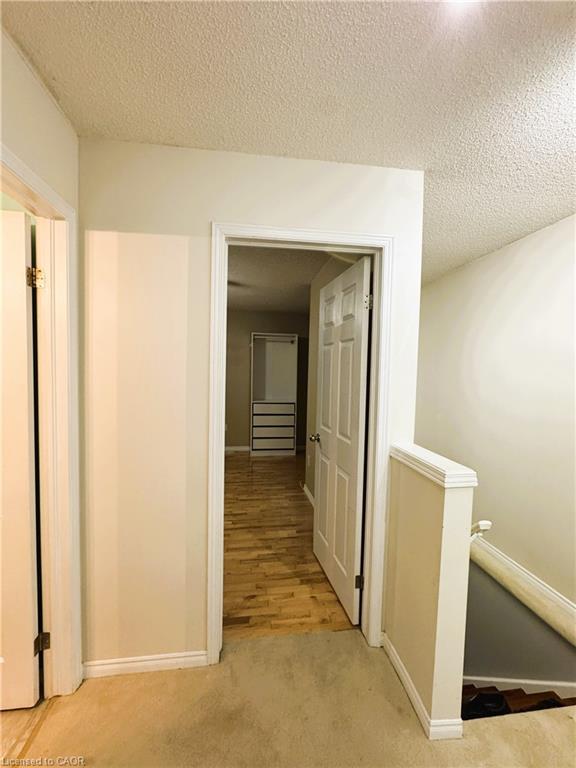 20 Daybreak Drive, London, ON - Indoor Photo Showing Other Room