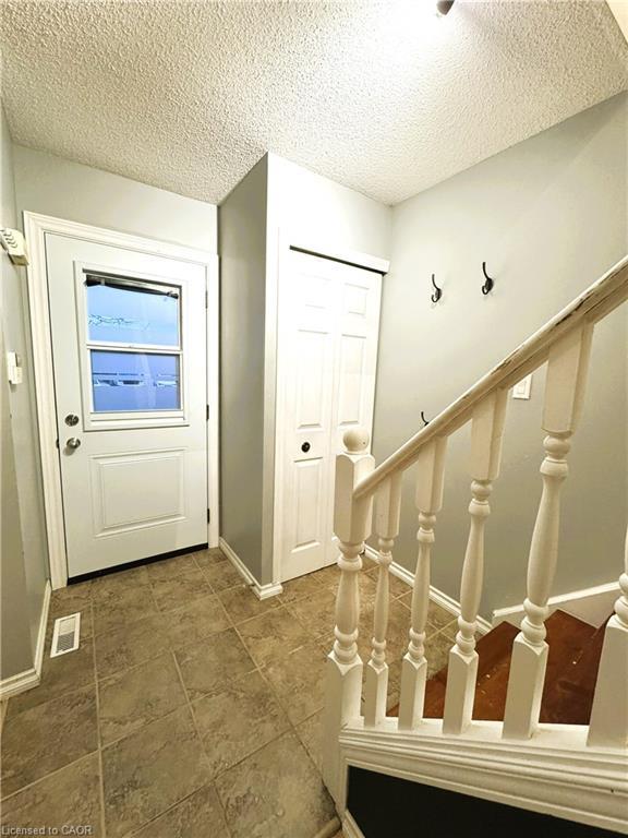 20 Daybreak Drive, London, ON - Indoor Photo Showing Other Room