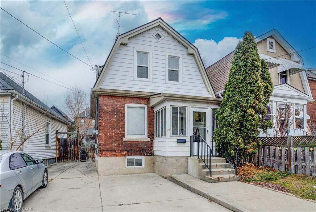 12 Baker Street, Hamilton, ON - Outdoor
