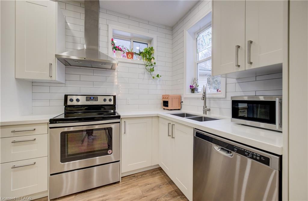 12 Baker Street, Hamilton, ON - Indoor Photo Showing Kitchen With Stainless Steel Kitchen With Double Sink With Upgraded Kitchen