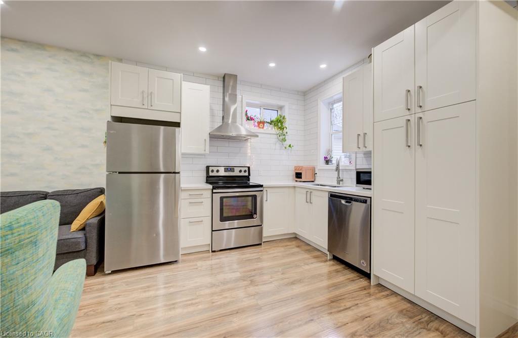 12 Baker Street, Hamilton, ON - Indoor Photo Showing Kitchen With Stainless Steel Kitchen