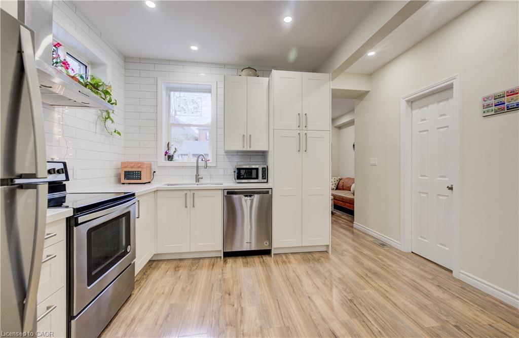 12 Baker Street, Hamilton, ON - Indoor Photo Showing Kitchen With Stainless Steel Kitchen